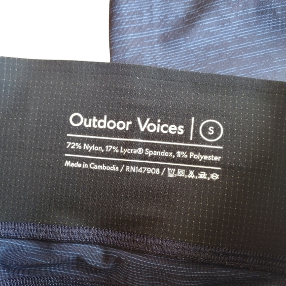 Outdoor Voices two tone leggings Capri - Picture 4 of 10